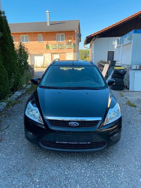Schwarz Gebraucht 2009 Ford Focus Kombi | 2.200 € (Superpreis) - Bild 1/4