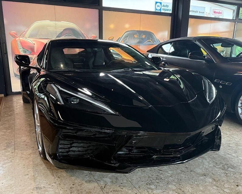 Schwarz Gebraucht 2022 Corvette Stingray | 74.900 € - Bild 1/4