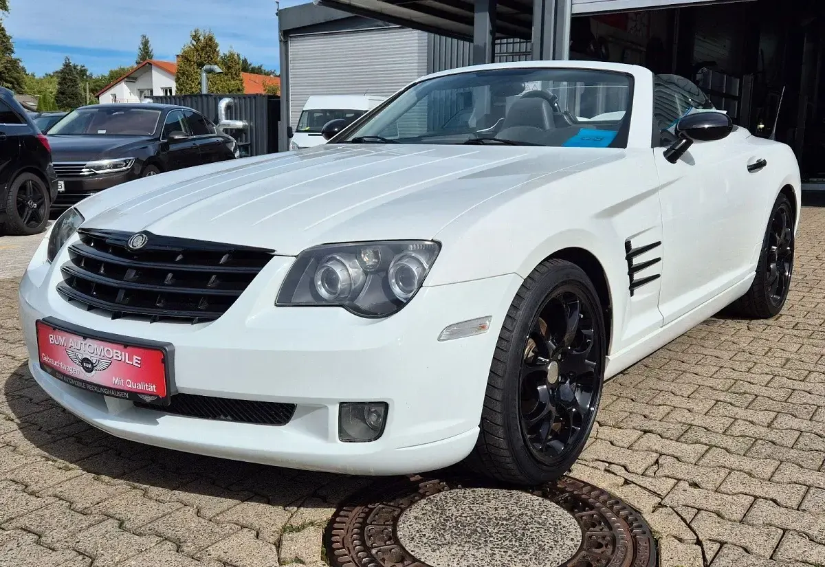 Second-hand Chrysler Crossfire 218 CP (160 kW) 2005 Alb Cabrio