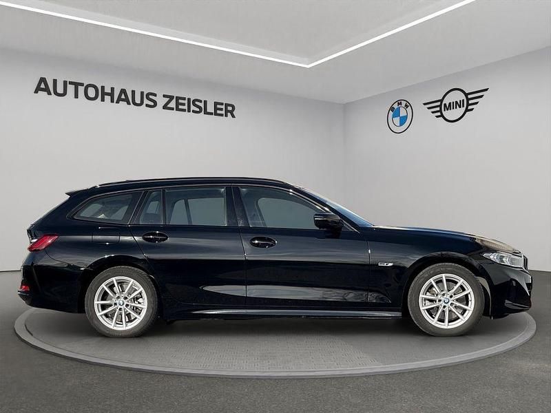 Gebraucht BMW 320e 163 PS (119 kW) 2022 Schwarz ii Kombi