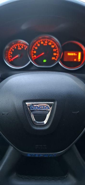 Gebraucht Dacia Sandero Expression 101 PS (74 kW) 2020 Blau Limousine