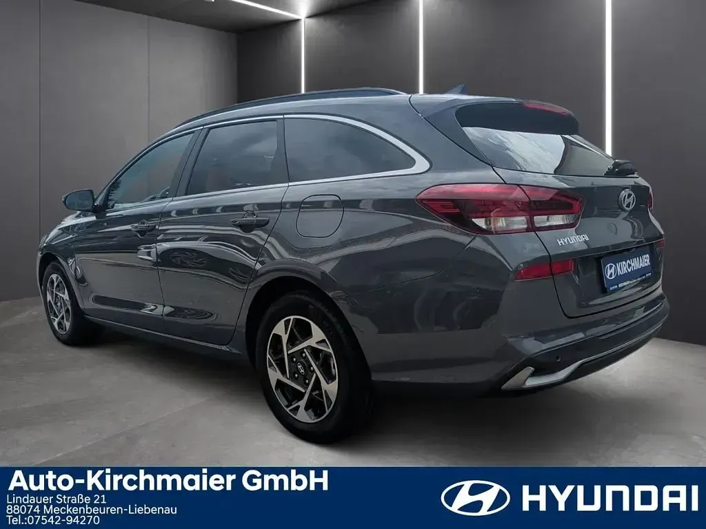 Gebraucht Hyundai i30 140 PS (102 kW) 2025 Grau Kombi