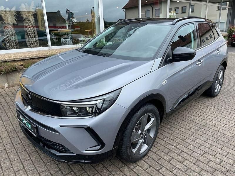 Grau Gebraucht 2024 Opel Grandland X SUV | 24.950 € (Fairer Preis) - Bild 1/4