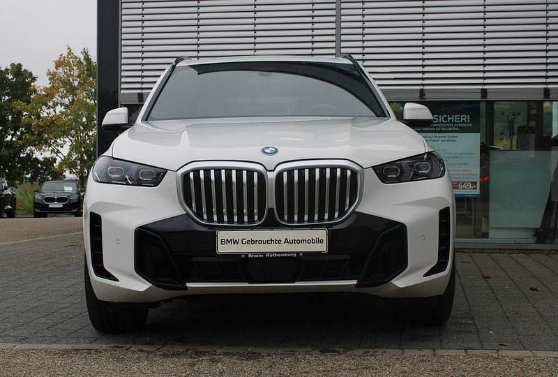 Gebraucht BMW X5 M Sport 286 PS (210 kW) 2025 Alpinweiß SUV