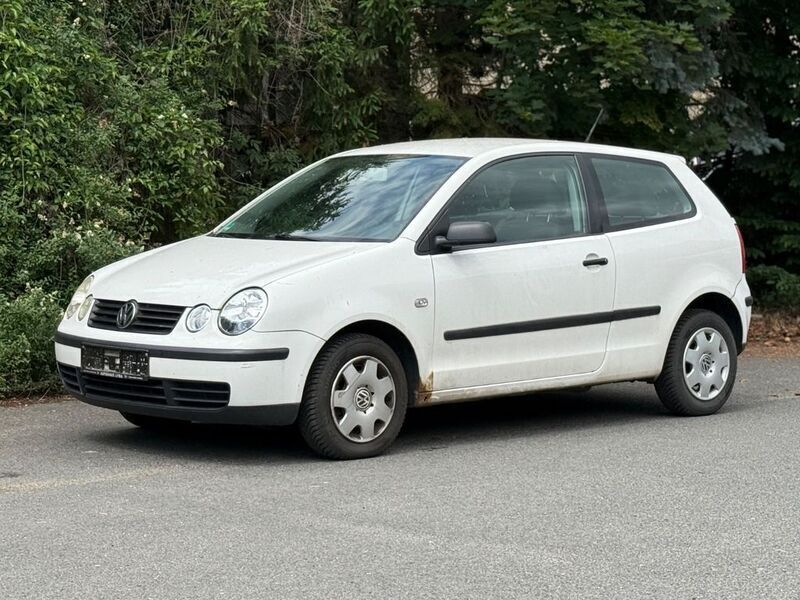 Weiß Gebraucht 2004 VW Polo Basis Kleinwagen | 699 € (Superpreis) - Bild 1/4