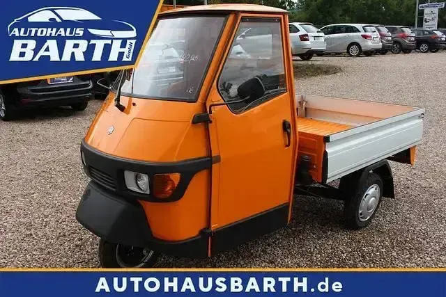 Second-hand Piaggio APE 2025 Portocaliu Hatchback
