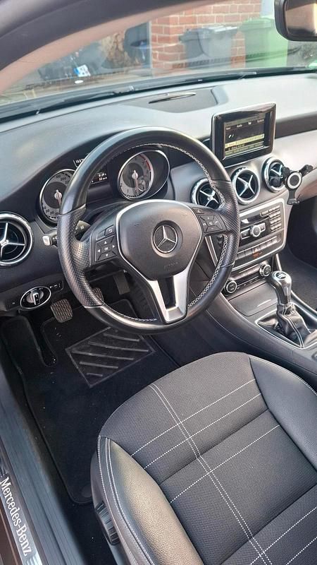 Gebraucht Mercedes GLA200 156 PS (114 kW) 2014 SUV