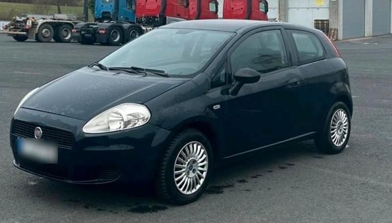 Gebraucht Fiat Punto 65 PS (47 kW) 2010 Blau Kleinwagen