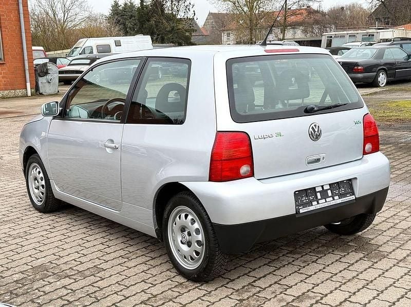Gebraucht VW Lupo 61 PS (44 kW) 2004 Silber Kleinwagen