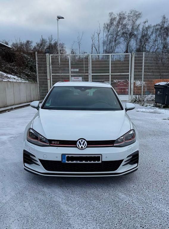 Weiß Gebraucht 2020 VW Golf GTI Limousine | 22.980 € (Superpreis) - Bild 1/4