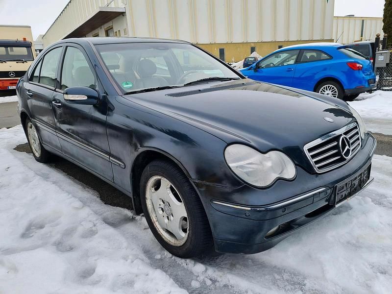 Gebraucht Mercedes C320 Elegance 218 PS (160 kW) 2000 Schwarz Limousine