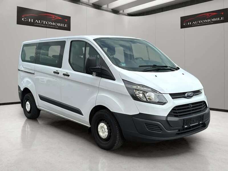 Weiß Gebraucht 2014 Ford Transit Custom Kombi | 12.376 € (Teuer) - Bild 1/4