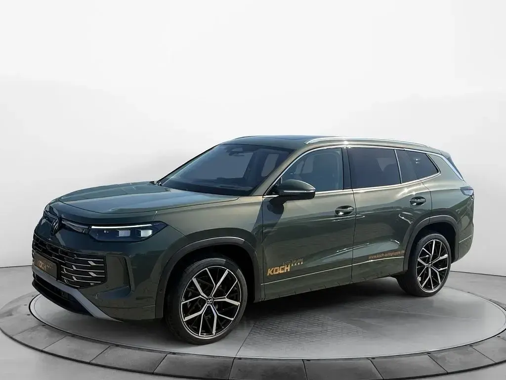 Gebraucht VW Tayron Elegance 194 PS (142 kW) 2026 Cipressinogrün metallic SUV