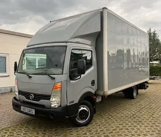 Second-hand Nissan Cabstar 2010 Gri Pickup