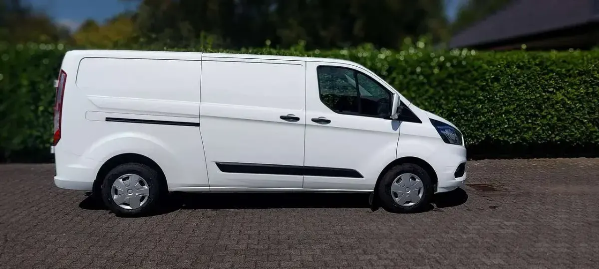 Gebraucht Ford Transit Custom Trend 170 PS (125 kW) 2020 Weiß Pickup