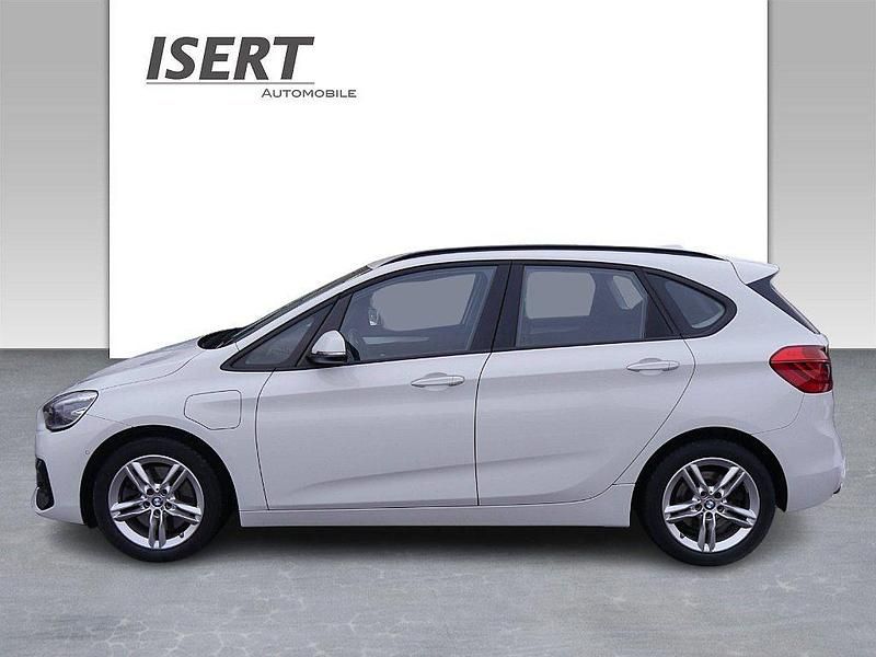 Gebraucht BMW 225 Advantage 224 PS (164 kW) 2019 Weiß Van / Kleinbus