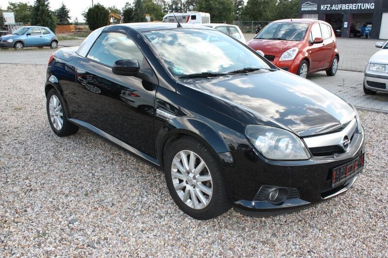 Schwarz Gebraucht 2009 Opel Tigra Cabrio | 1.900 € (Guter Preis) - Bild 1/4
