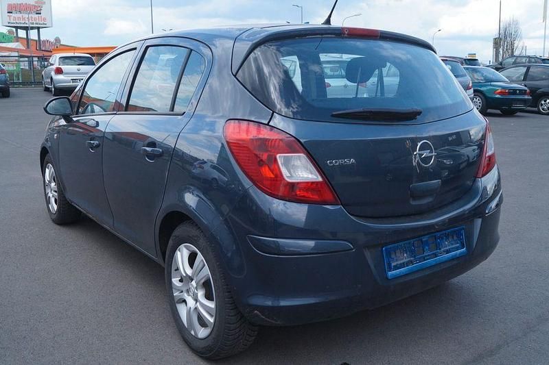 Gebraucht Opel Corsa Edition 86 PS (63 kW) 2010 Grau Kleinwagen