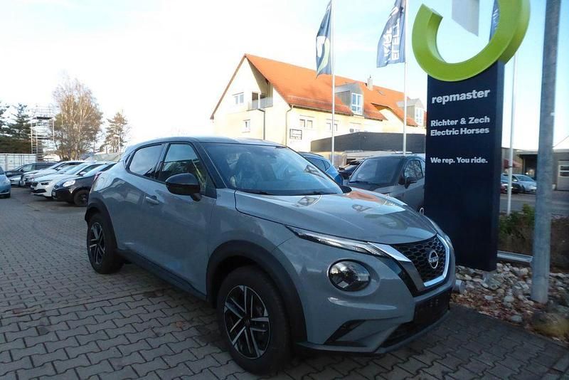 Silber Neu 2025 Nissan Juke N-Connecta SUV | 27.490 € (Teuer) - Bild 1/4