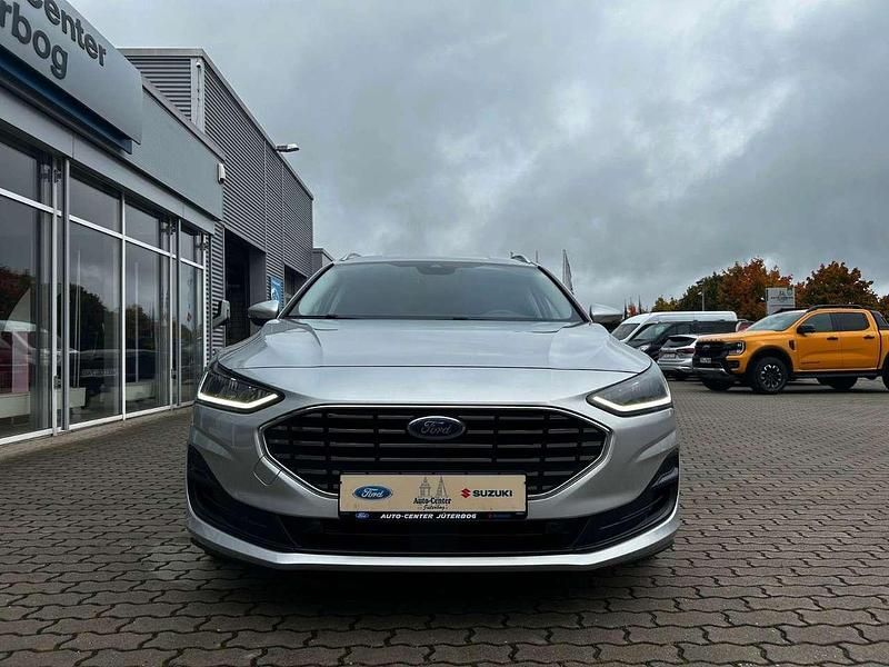 Używany Ford Focus Titanium X 120 KM (88 kW) 2022 Srebrny Kombi