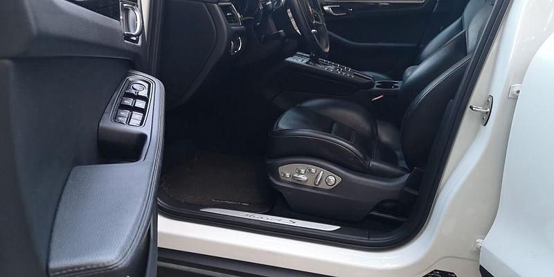 Gebraucht Porsche Macan 258 PS (189 kW) 2014 Weiß SUV