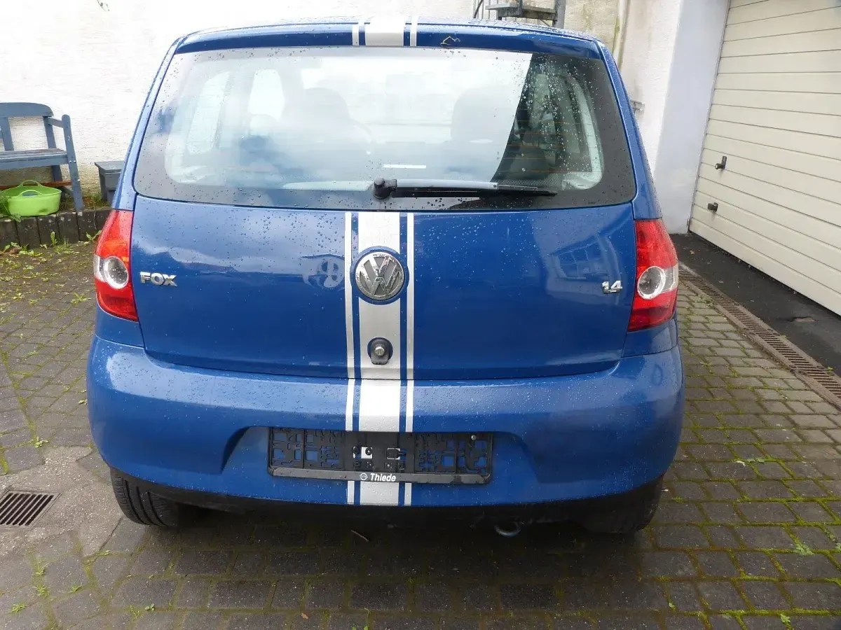 Używany VW Fox 75 KM (55 kW) 2006 Niebieski Hatchback