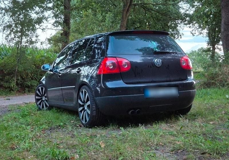 Gebraucht VW Golf V 150 PS (110 kW) 2005 Schwarz Kleinwagen