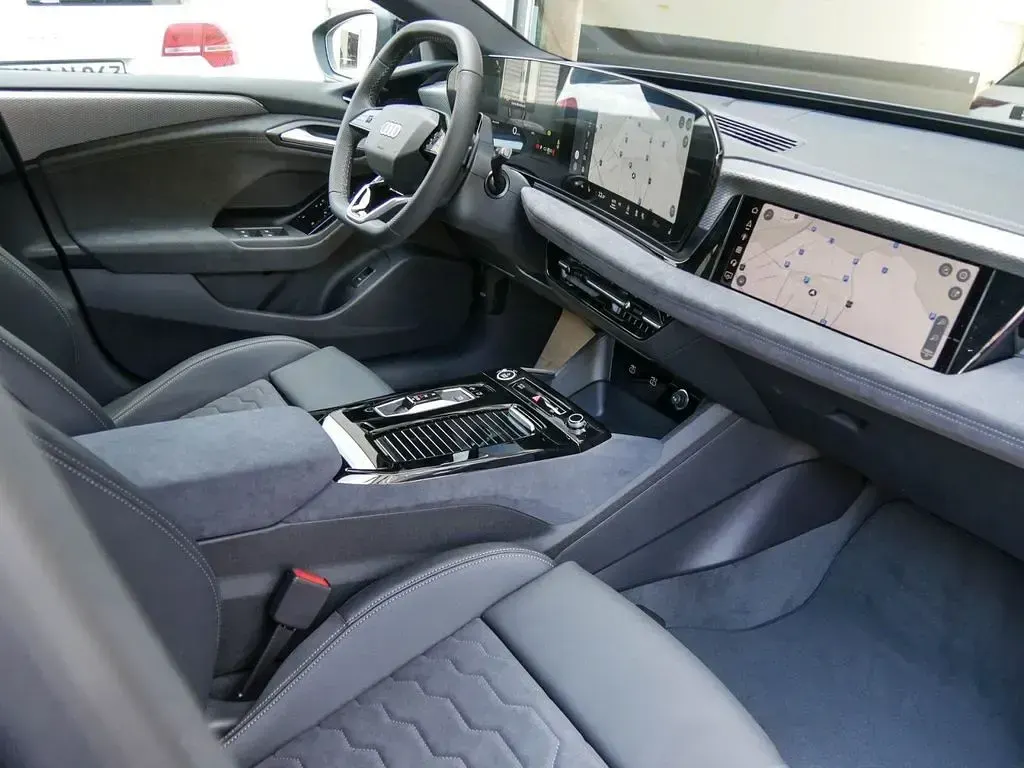 Gebraucht Audi A6 e-tron S-Line 210 kW (286 PS) 2026 Schwarz Kombi