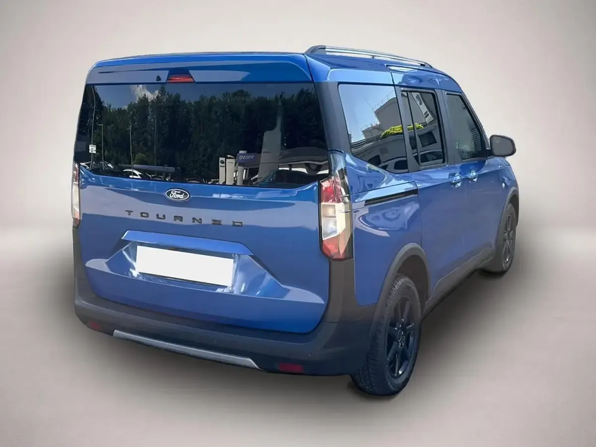 Gebraucht Ford Tourneo Courier Active 125 PS (91 kW) 2024 Manufacturer Van / Kleinbus