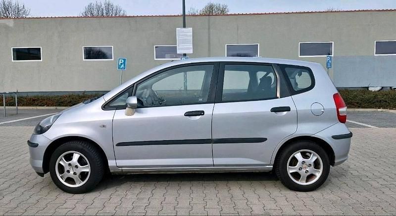 Gebraucht Honda Jazz LS 83 PS (61 kW) 2004 Silber Kleinwagen