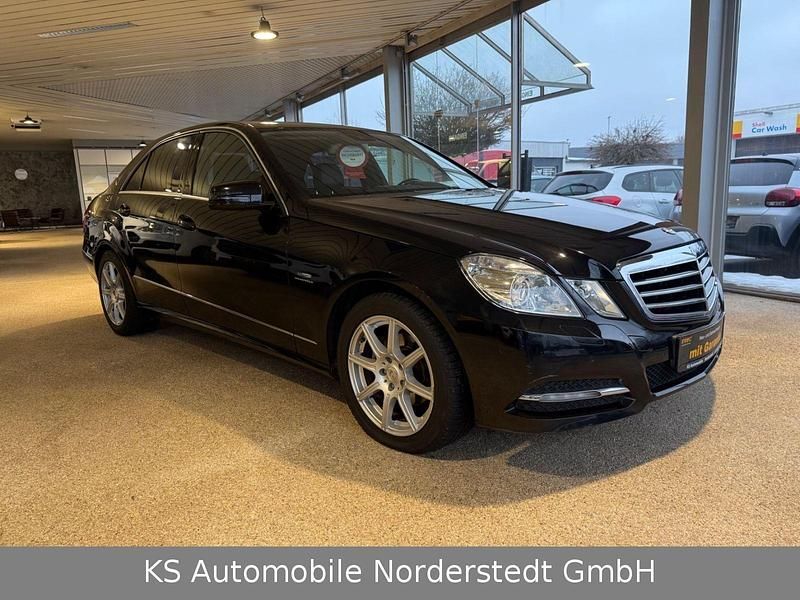 Gebraucht Mercedes E200 184 PS (135 kW) 2010 Schwarz Limousine