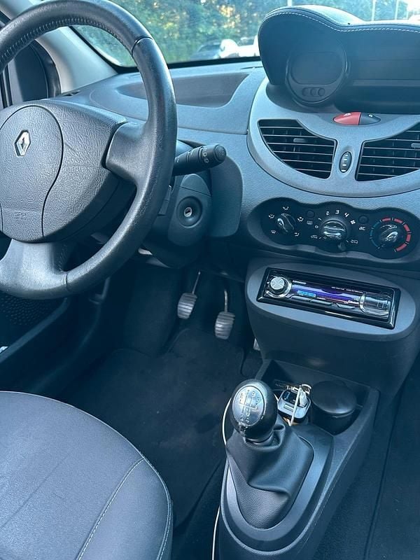 Gebraucht Renault Twingo 75 PS (55 kW) 2011 Weiß Kleinwagen