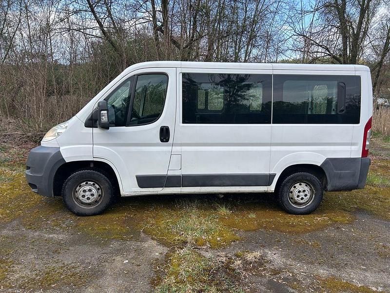 Gebraucht Peugeot Boxer 131 PS (96 kW) 2012 Weiß Van