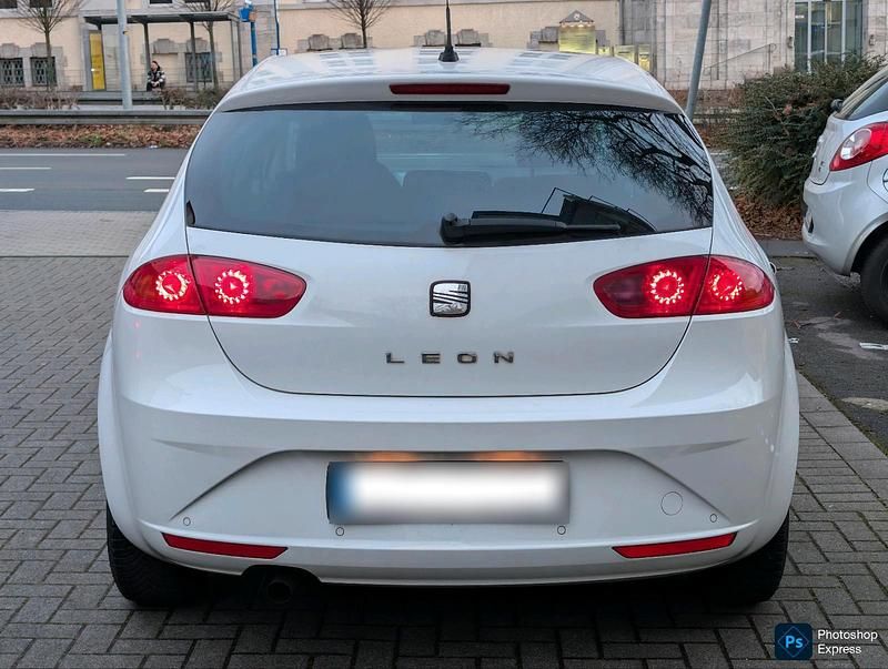 Gebraucht Seat Leon 105 PS (77 kW) 2011 Weiß Kleinwagen