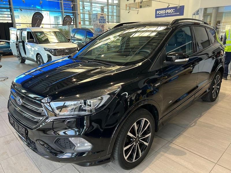 Gebraucht Ford Kuga ST-Line 175 PS (128 kW) 2018 Iridiumschwarz metallic SUV