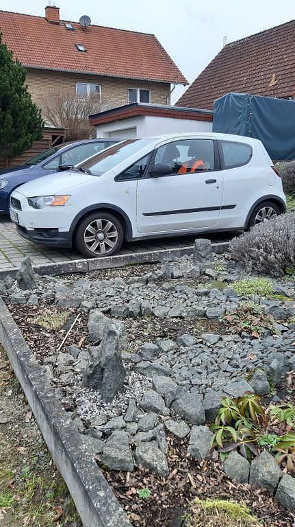 Gebraucht Mitsubishi Colt Edition 95 PS (69 kW) 2011 Weiß Kleinwagen