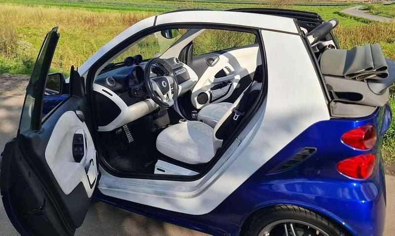 Gebraucht Smart ForTwo Cabrio Brabus 102 PS (75 kW) 2015 Blau Cabrio