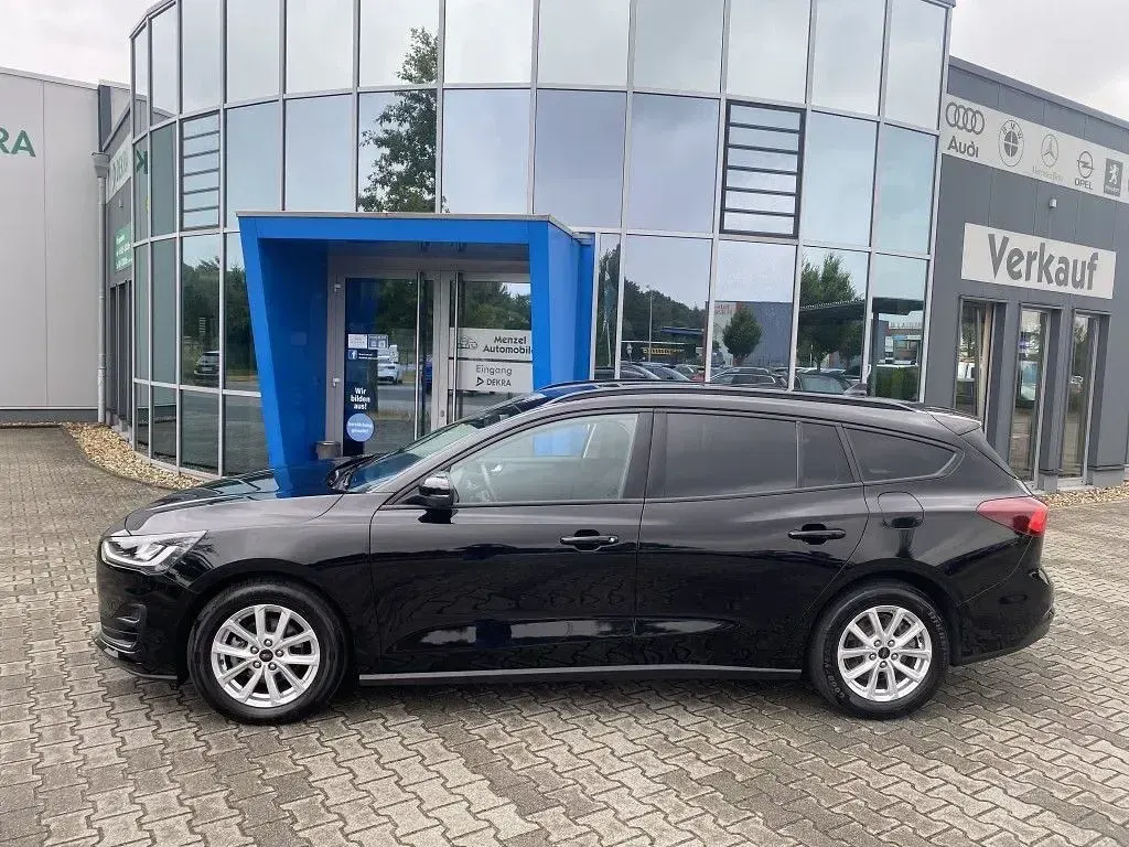 Gebraucht Ford Focus 120 PS (88 kW) 2023 Schwarz Limousine