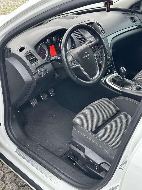 Gebraucht 2010 Opel Insignia Sport Limousine | 4.000 € (Fairer Preis) - Bild 1/4