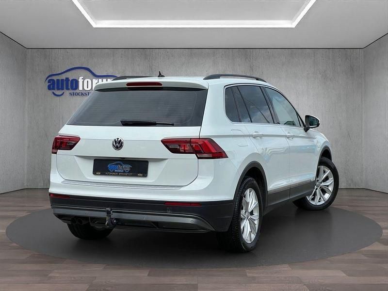 Gebraucht VW Tiguan 150 PS (110 kW) 2016 Weiß SUV
