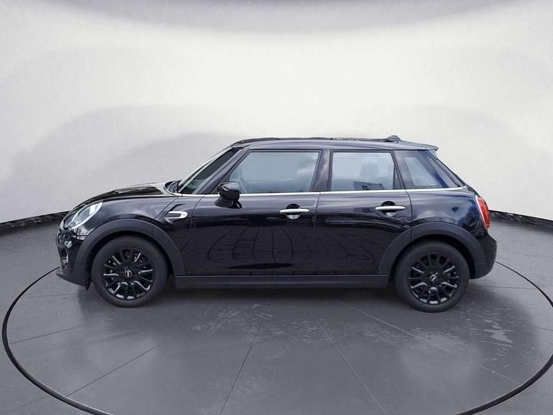 Second-hand Mini ONE 102 CP (75 kW) 2020 Negru Hatchback