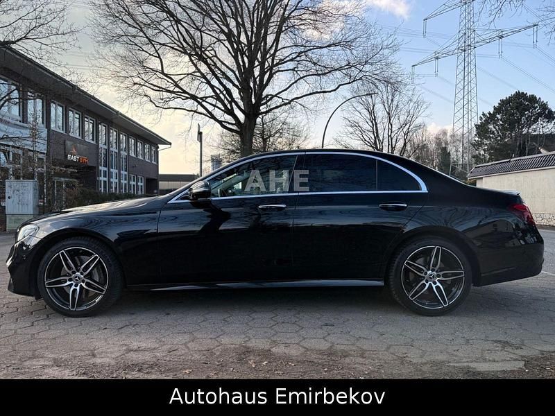Gebraucht Mercedes E350 AMG 286 PS (210 kW) 2017 Schwarz Limousine