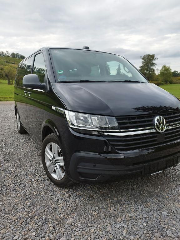 Gebraucht VW Multivan 150 PS (110 kW) 2021 Schwarz Van