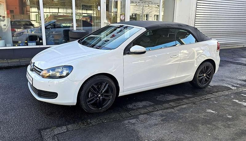 Gebraucht VW Golf Cabriolet Basis 105 PS (77 kW) 2013 Pure white Cabrio