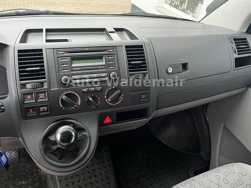 Gebraucht VW T5 174 PS (127 kW) 2009 Grün Van