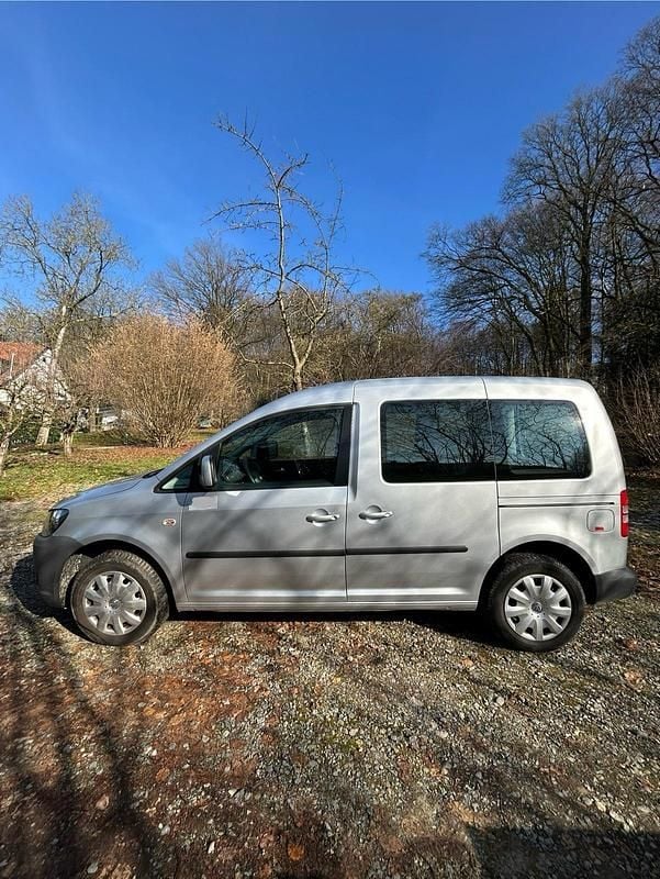 Gebraucht VW Caddy 102 PS (75 kW) 2012 Silber Van / Kleinbus