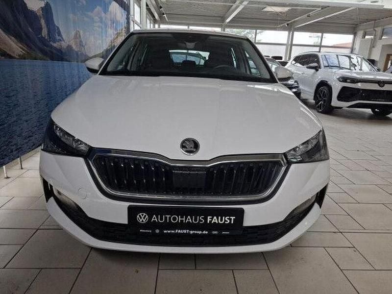 Gebraucht Skoda Scala Clever 110 PS (80 kW) 2021 Weiß Kleinwagen