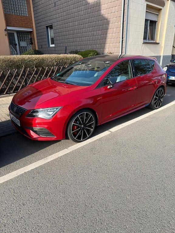 Gebraucht Seat Leon CUPRA 300 PS (220 kW) 2018 Rot Limousine