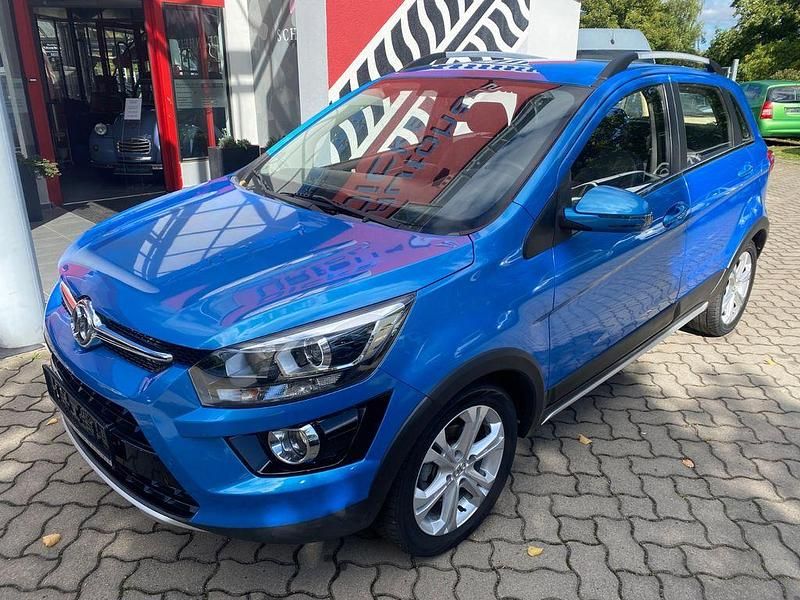 Gebraucht Baic X25 111 PS (81 kW) 2019 Blau SUV