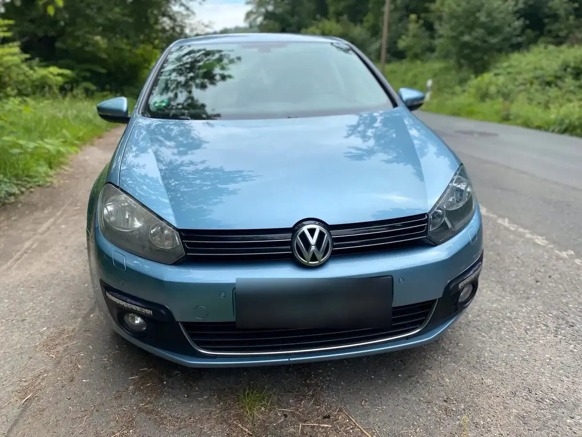 Gebraucht VW Golf VI Highline 160 PS (117 kW) 2011 Blau Kleinwagen